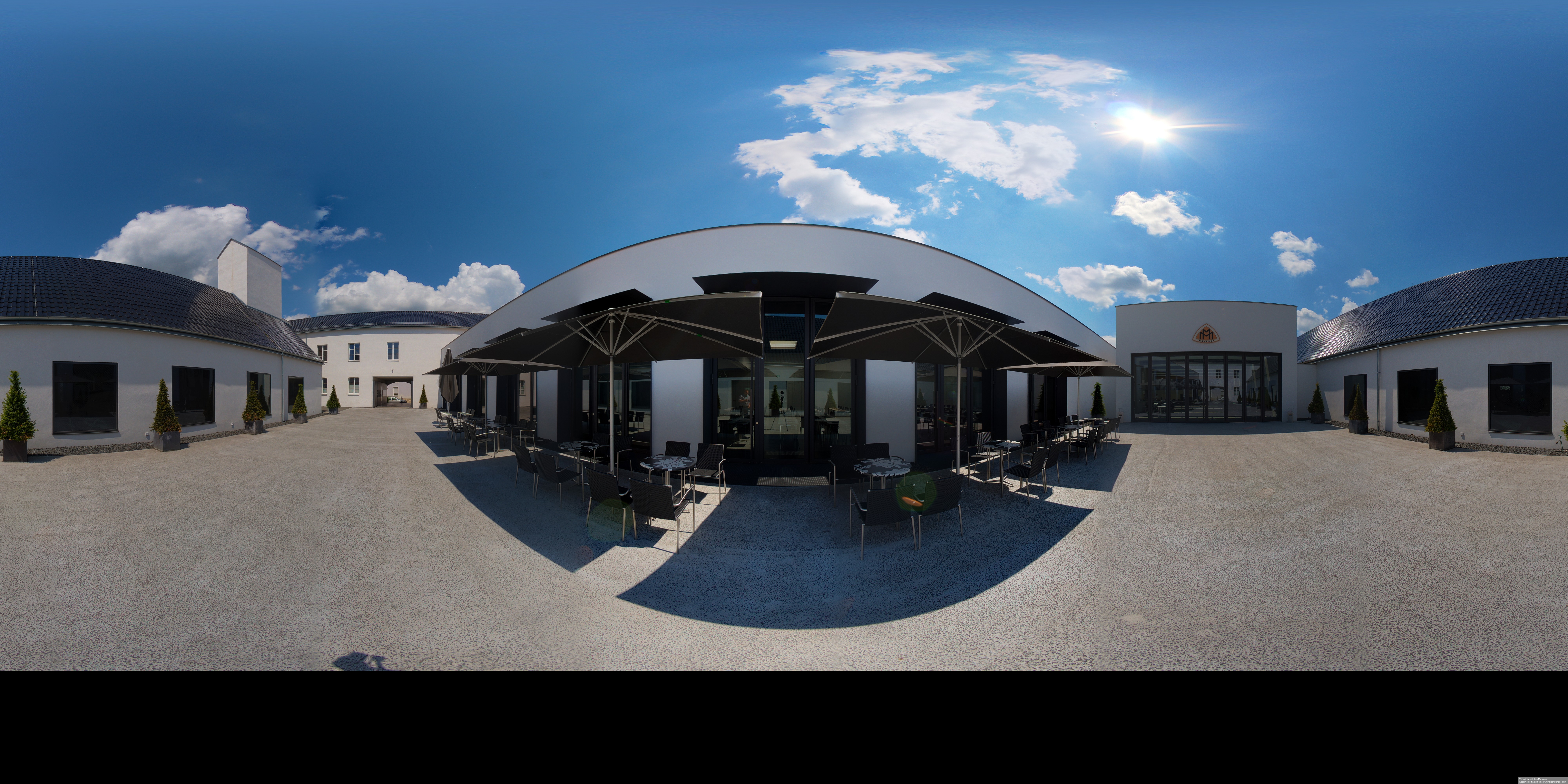 Maybach Museum Vorplatz